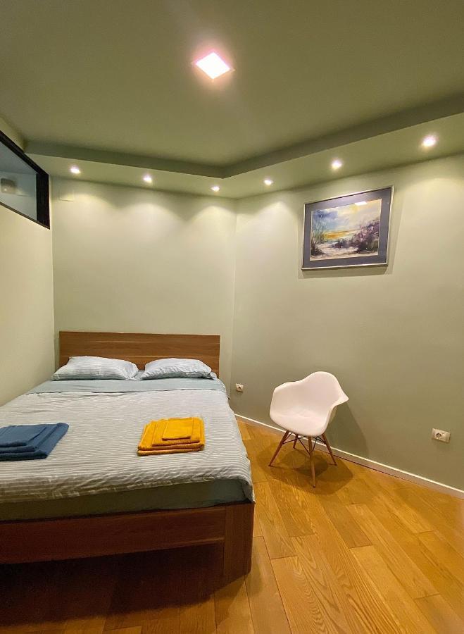 Rose Apartment Skopje Esterno foto